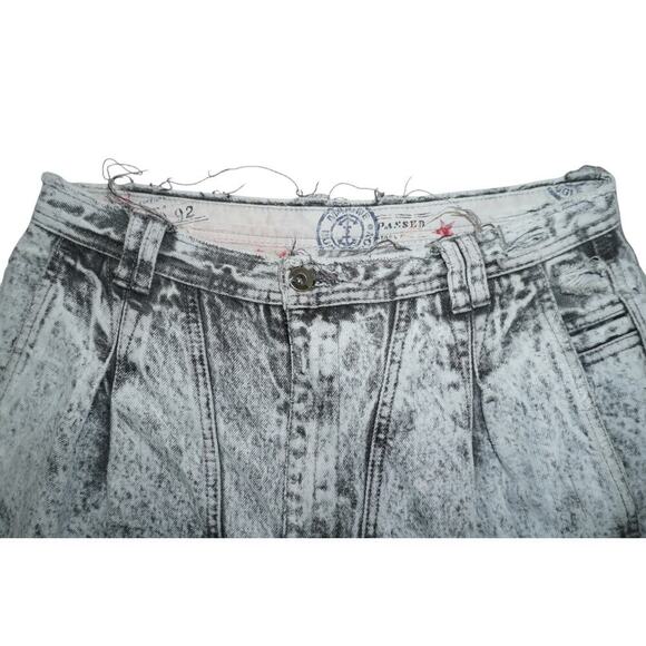 Vintage Bugle Boy Acid Wash Utility Jeans – Size 32 - Picture 2 of 5